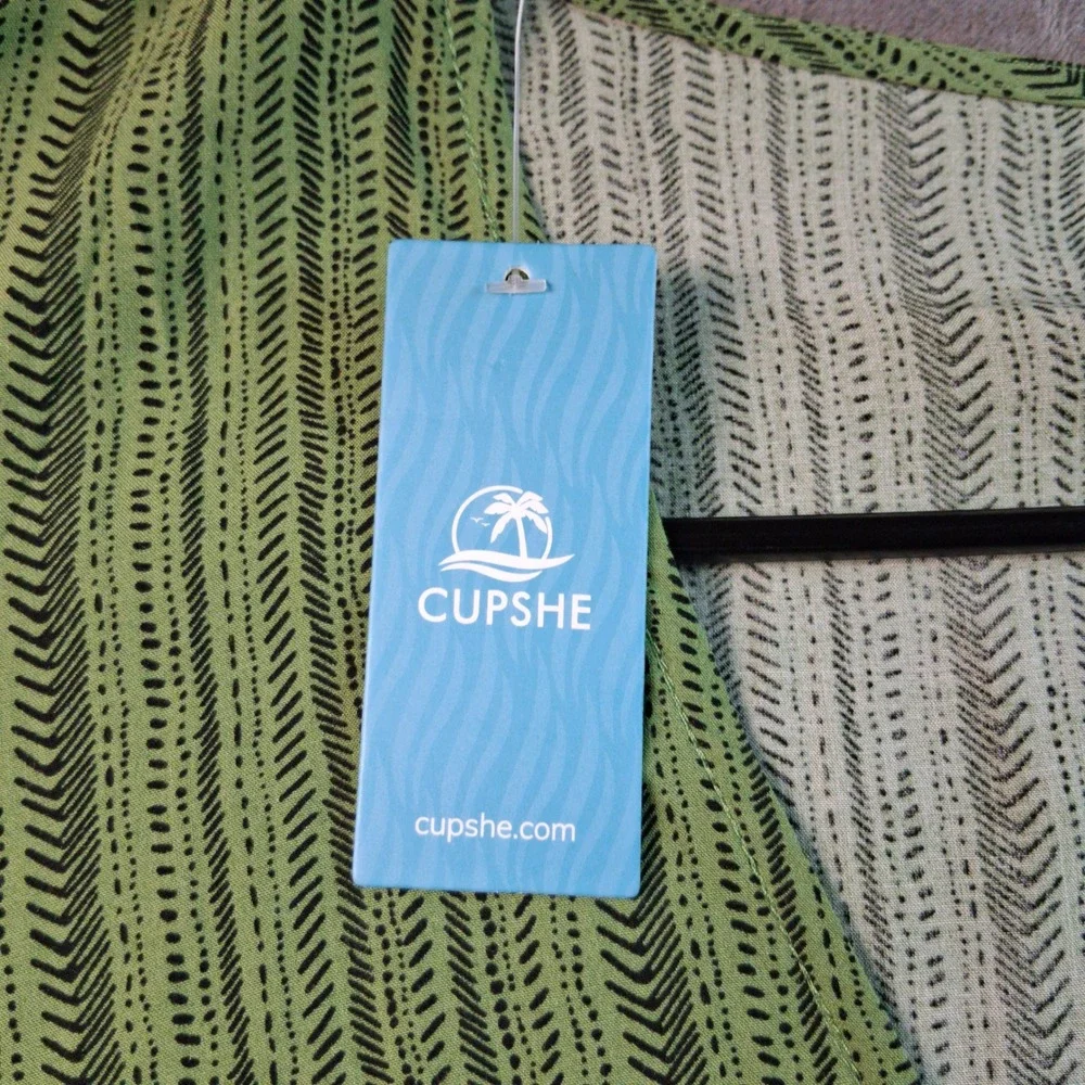 Cupshe lightweight green